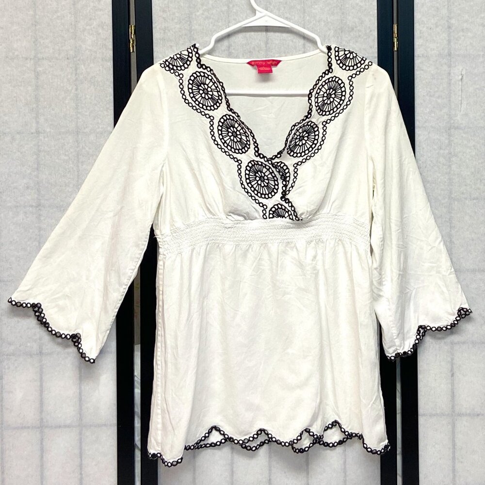 Sunny Leigh L Eyelet Embroidered Gathered Boho Peasant Blouse 3/4 Flare Sleeve